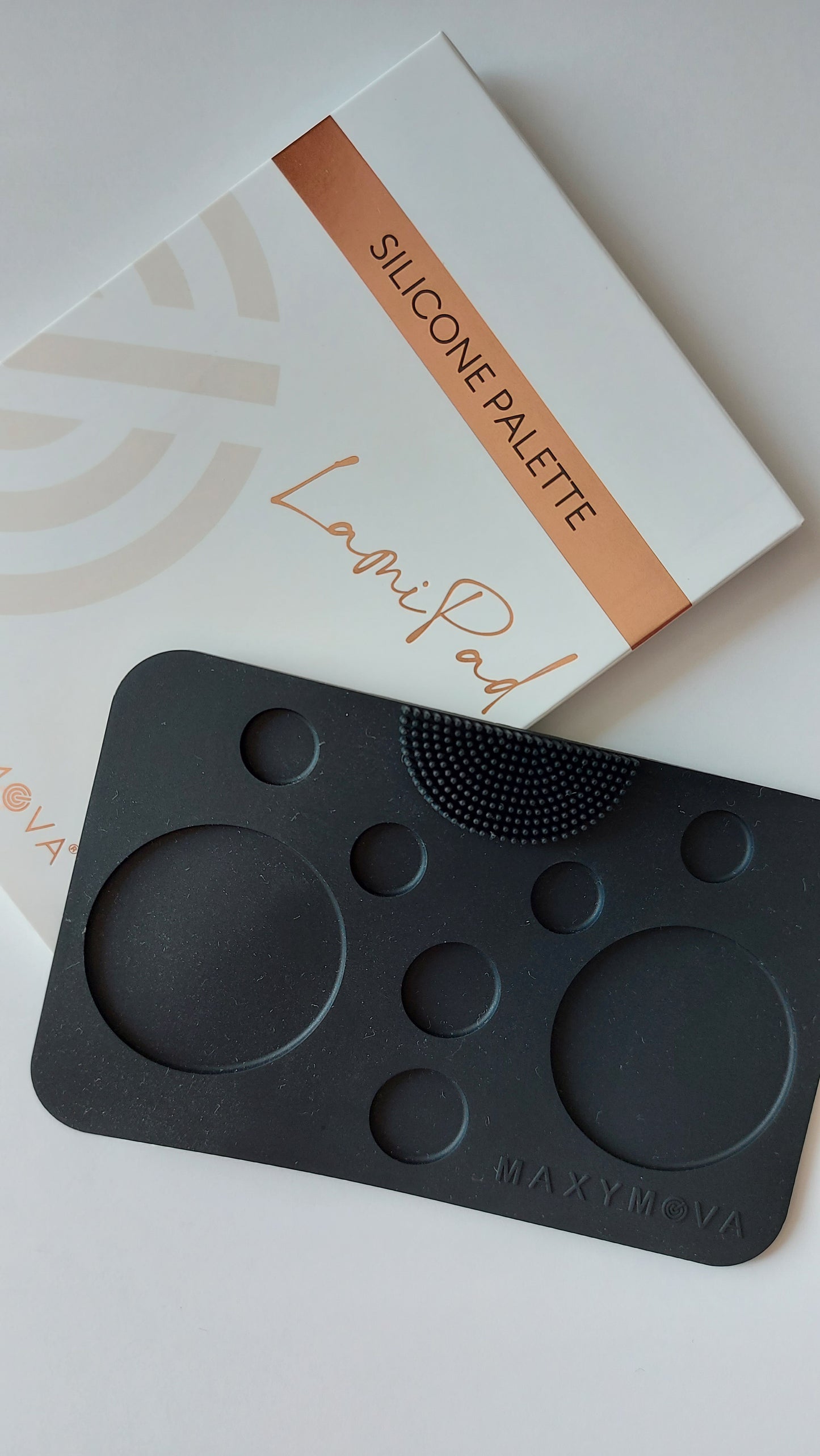 MAXYMOVA LAMIPAD SILICONE PALETTE